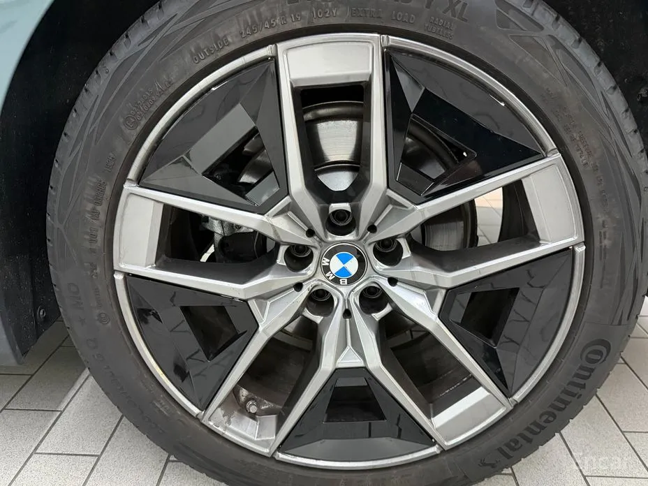 BMW 5 Series 2023 523d