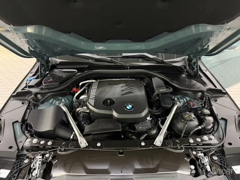 BMW 5 Series 2023 523d