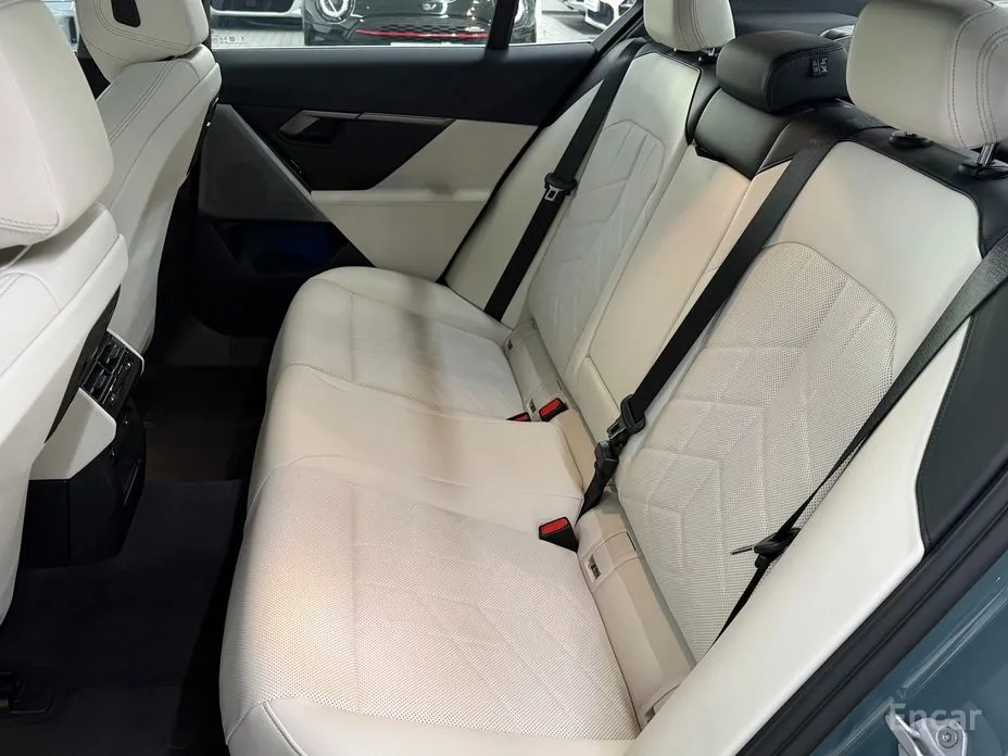 BMW 5 Series 2023 523d