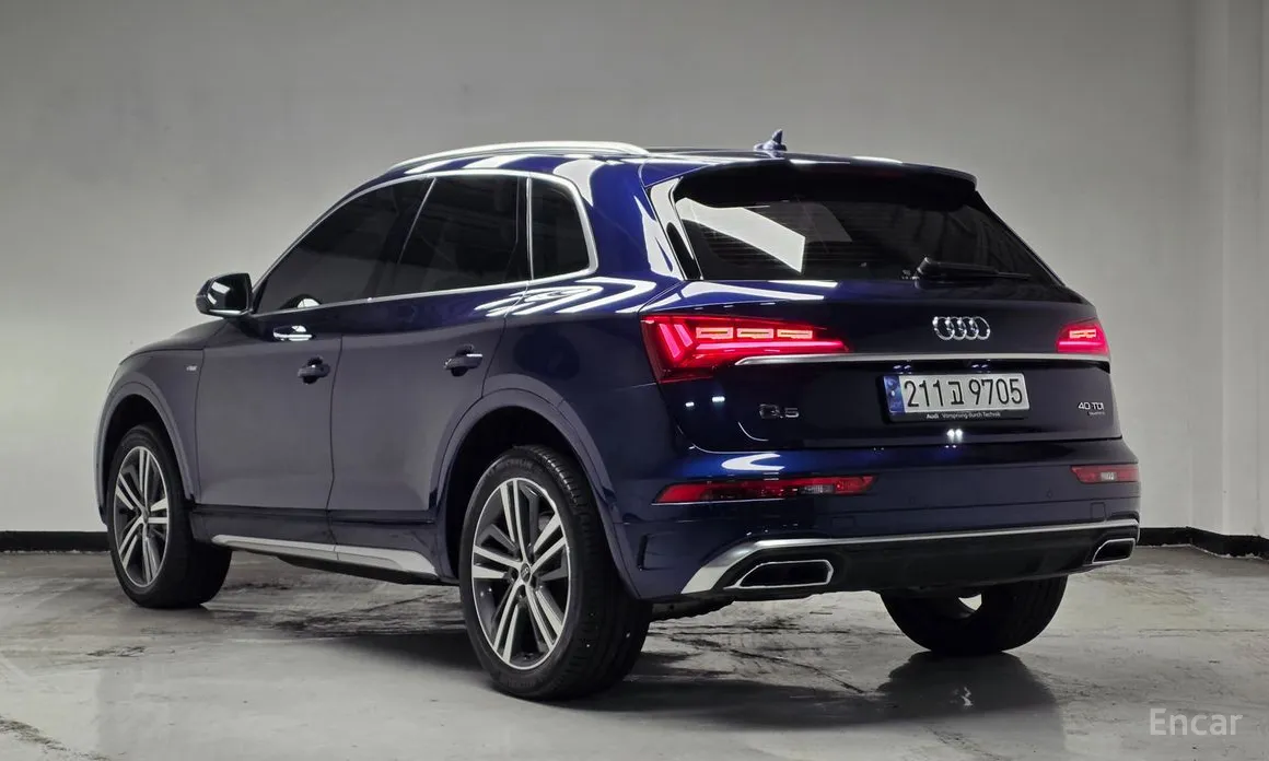 Фото 2 - Audi Q5