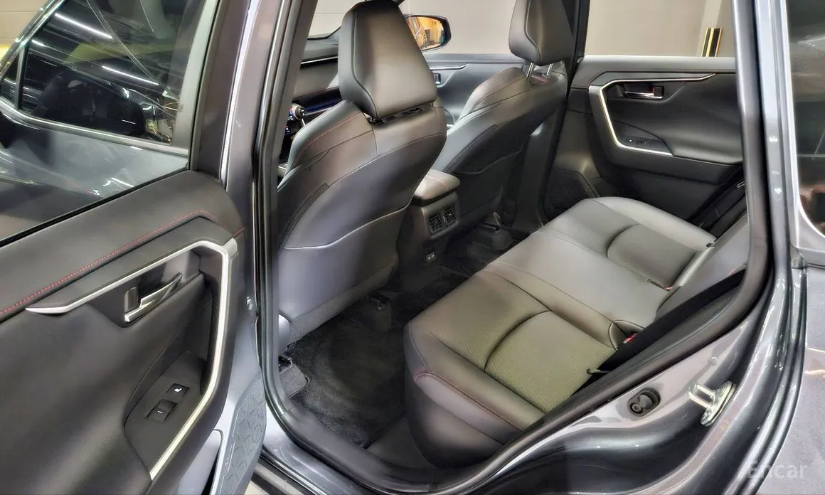 Toyota RAV4 2019 2.5 4WD PHEV XSE