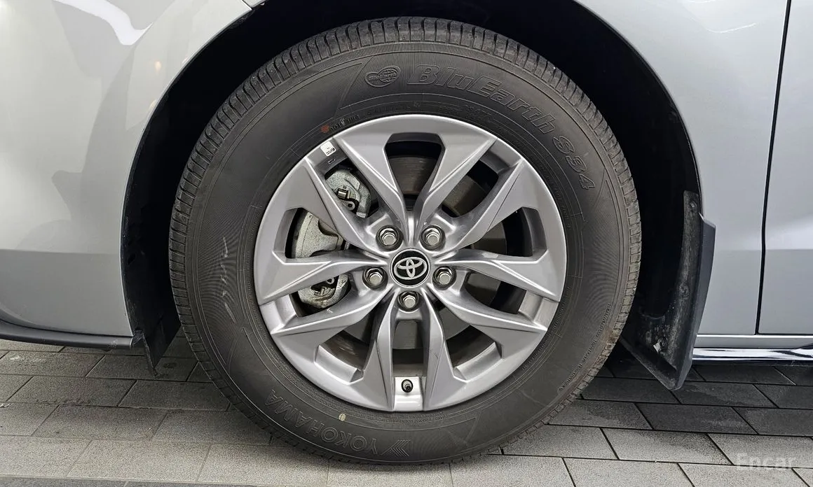 صورة 5 - Toyota Sienna