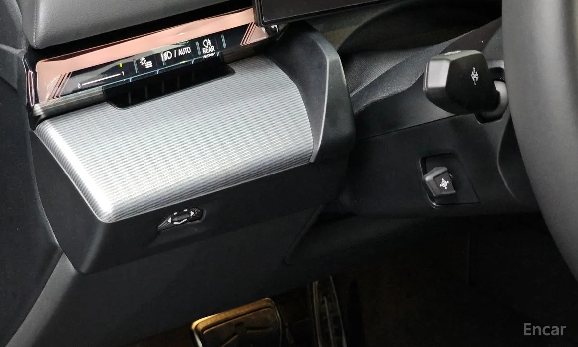 Photo 20 - BMW 5 Series