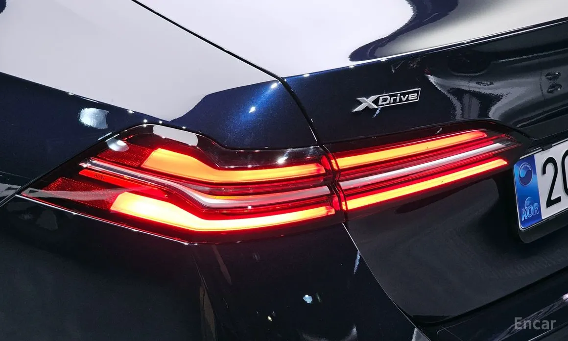 Photo 23 - BMW 5 Series