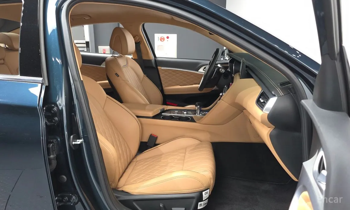 Genesis G70 2020 Gasoline 3.3T 2WD