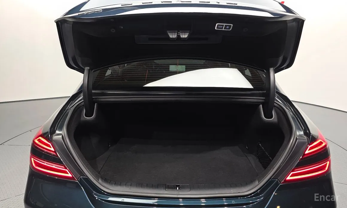 Genesis G70 2020 Gasoline 3.3T 2WD