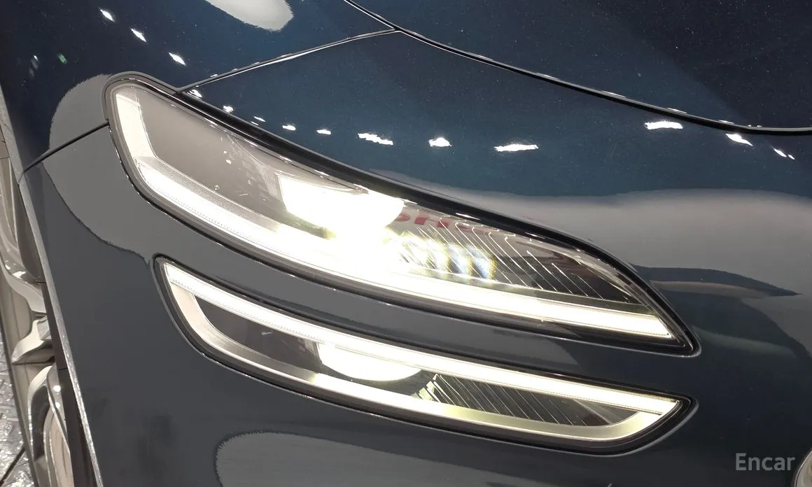 Genesis G70 2020 Gasoline 3.3T 2WD