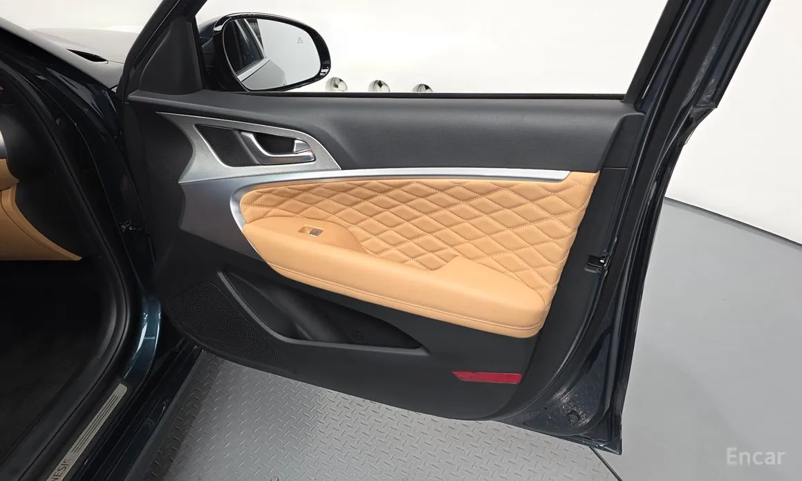 Genesis G70 2020 Gasoline 3.3T 2WD
