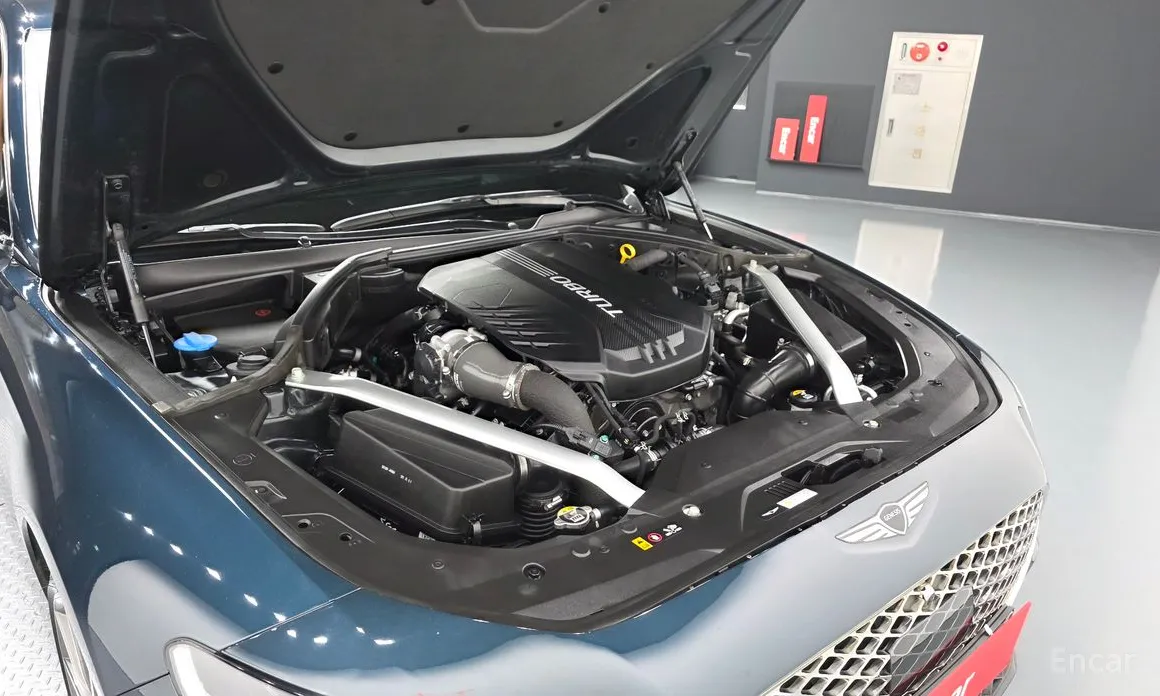 Genesis G70 2020 Gasoline 3.3T 2WD