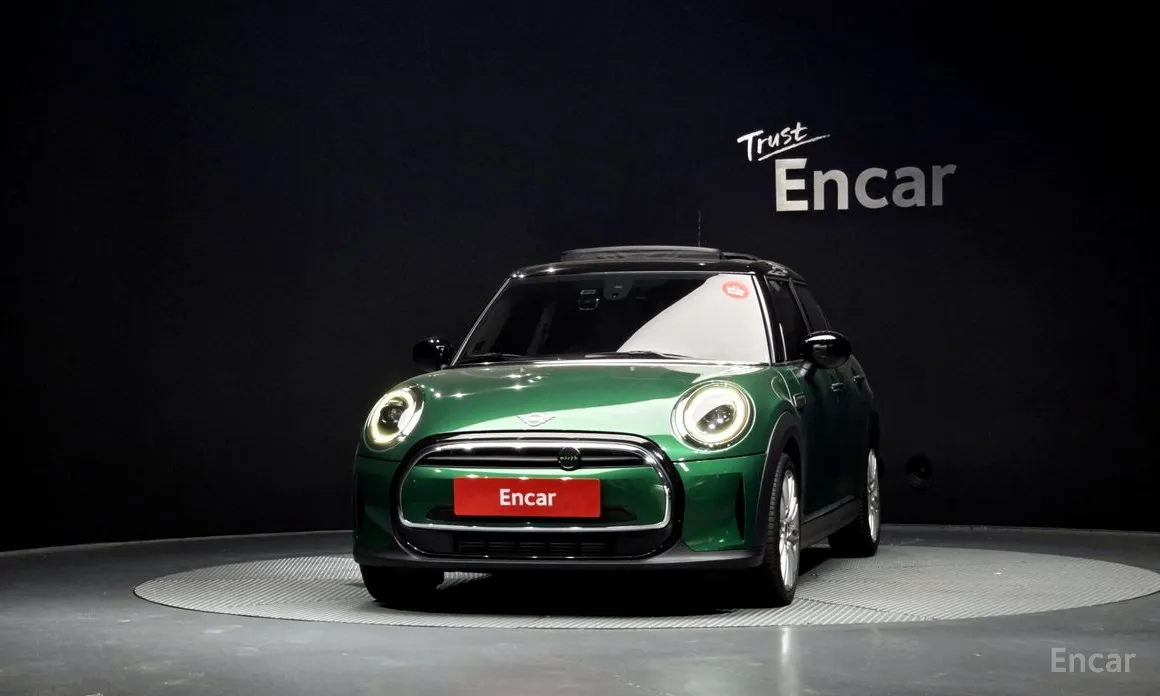 Mini Cooper 2001 Classic Plus Launch Pack