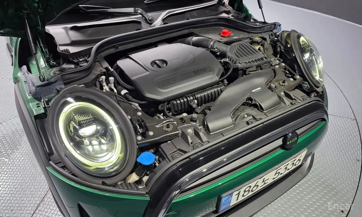 Mini Cooper 2001 Classic Plus Launch Pack