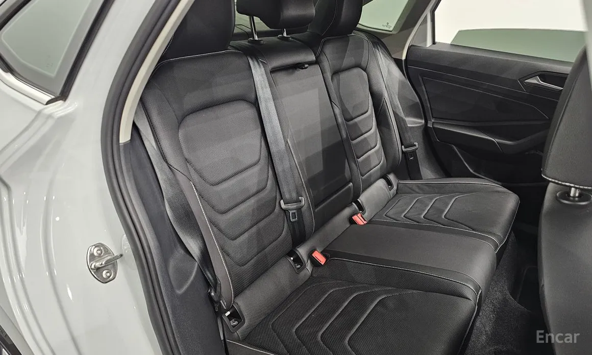 صورة 12 - Volkswagen Jetta
