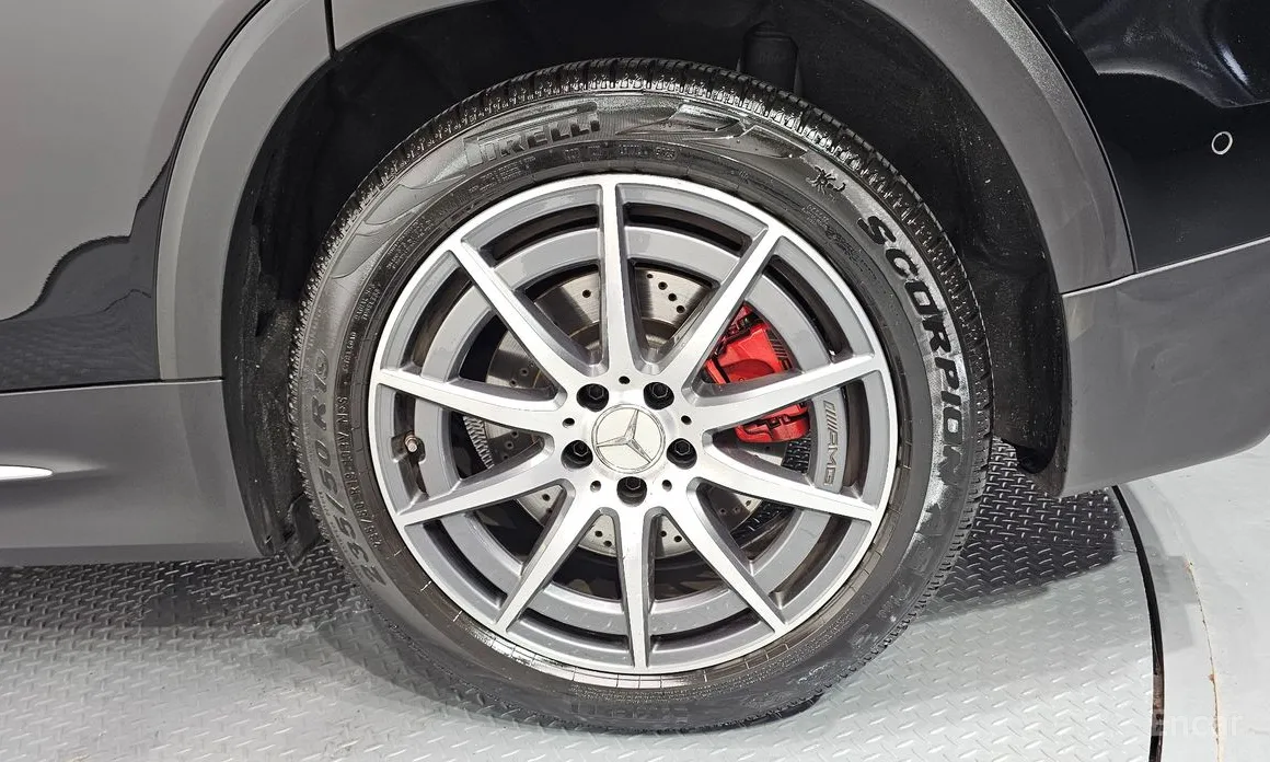 Mercedes-Benz GLB-Class 2020 AMG GLB35 4MATIC