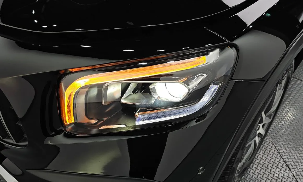 Mercedes-Benz GLB-Class 2020 AMG GLB35 4MATIC