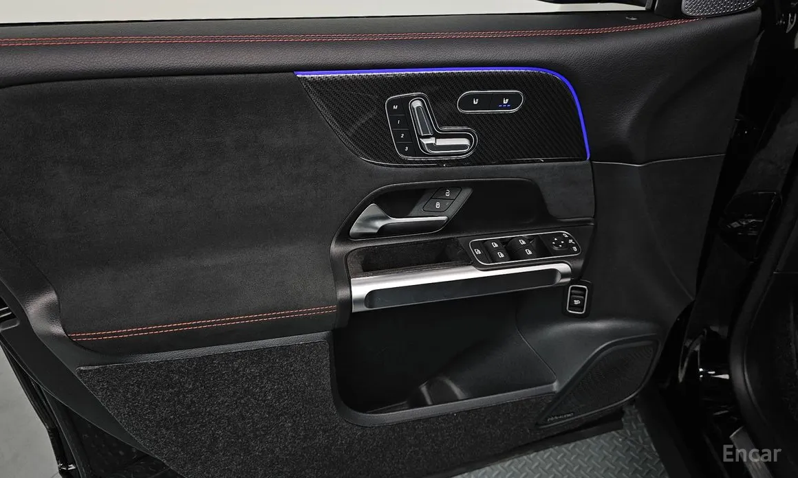 Mercedes-Benz GLB-Class 2020 AMG GLB35 4MATIC