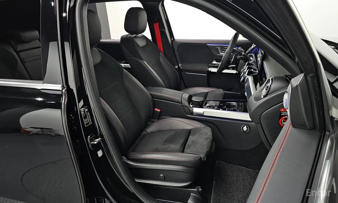 Mercedes-Benz GLB-Class 2020 AMG GLB35 4MATIC