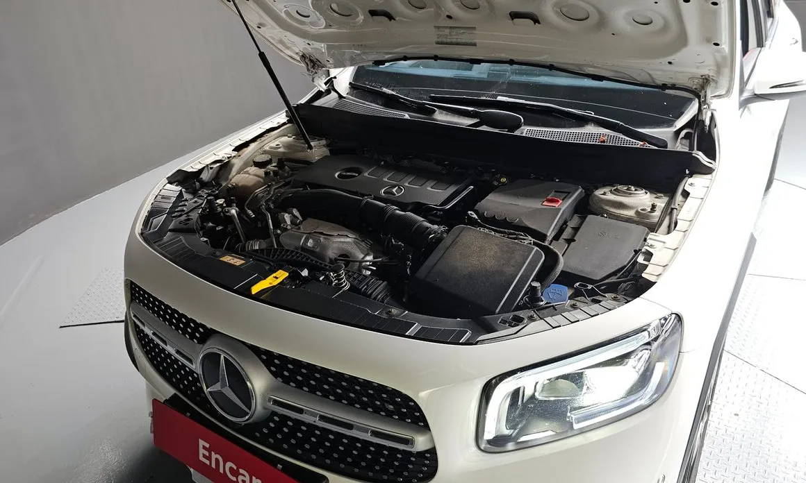 Mercedes-Benz GLB-Class 2020 GLB250 4MATIC