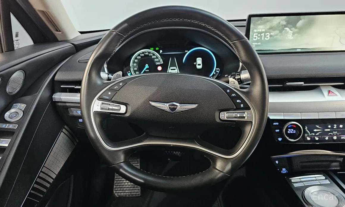 Photo 12 - Genesis G80