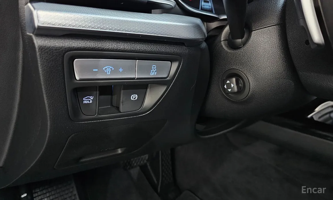 Photo 29 - Genesis G80