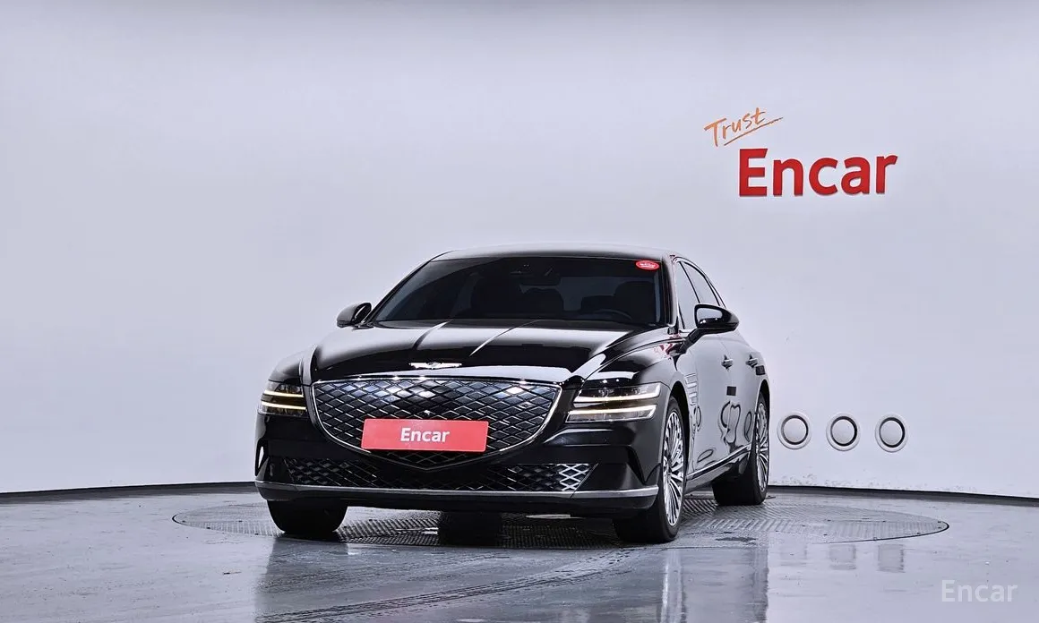 Photo 3 - Genesis G80