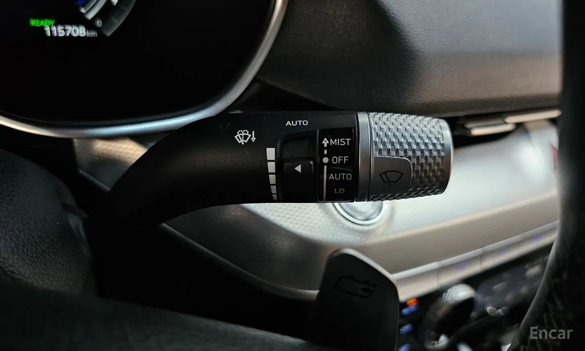 Photo 30 - Genesis G80