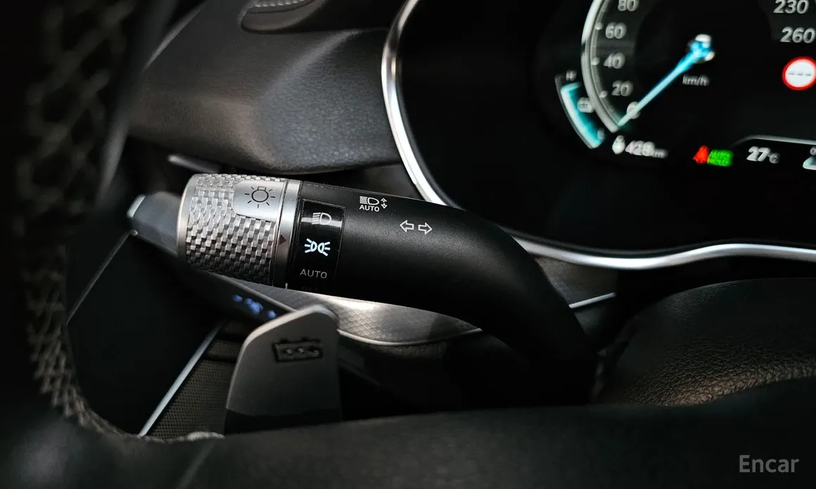 Photo 44 - Genesis G80