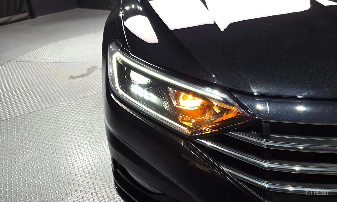 Photo 22 - Volkswagen Jetta