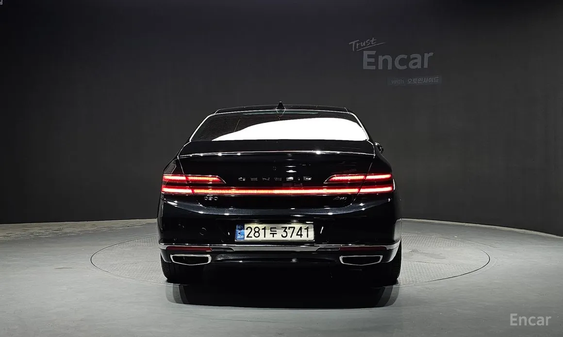 Фото 4 - Genesis G90