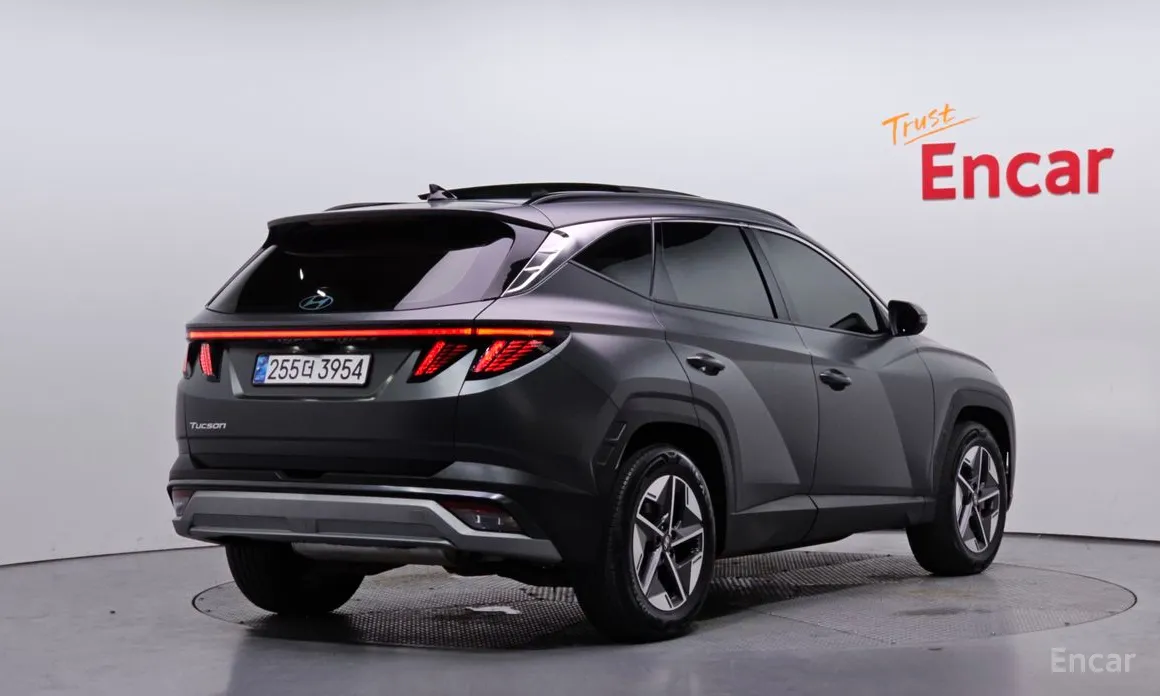 Фото 2 - Hyundai Tucson