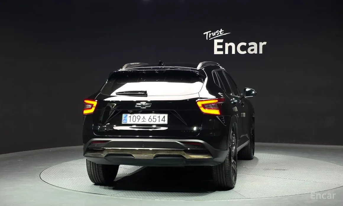 Фото 4 - Chevrolet Trax