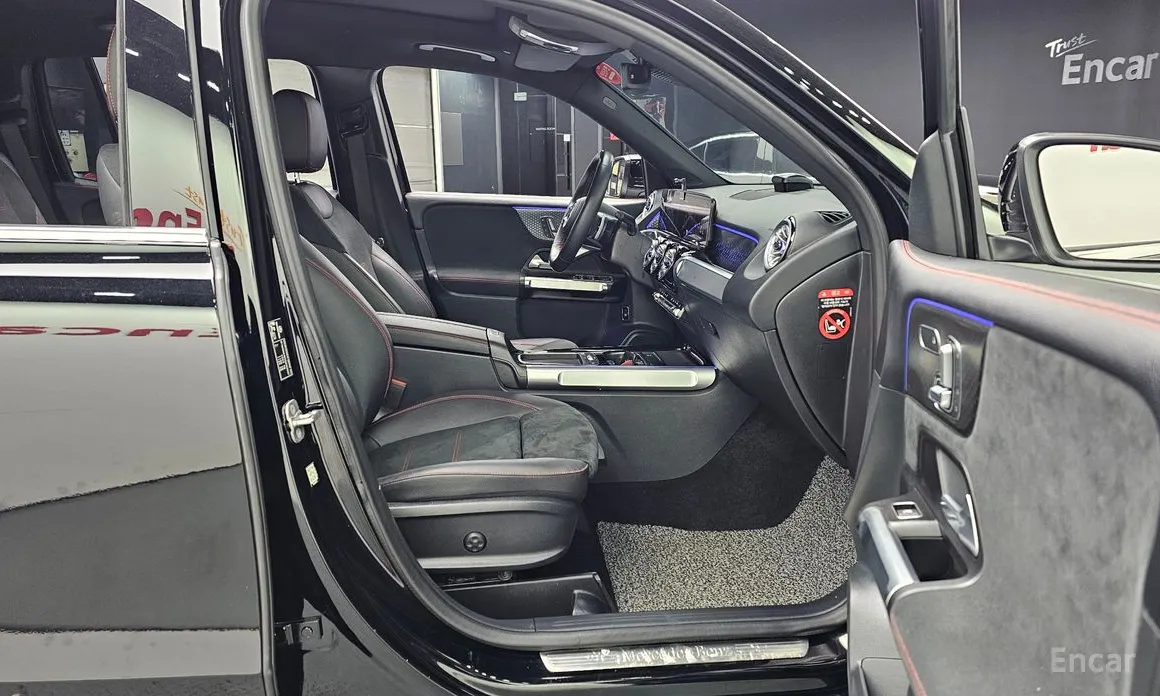 Mercedes-Benz GLB-Class 2020 GLB250 4MATIC