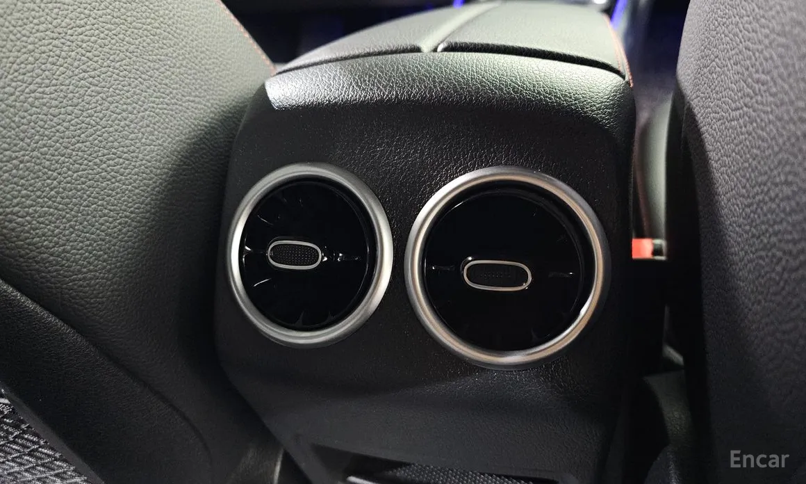 Mercedes-Benz GLB-Class 2020 GLB250 4MATIC