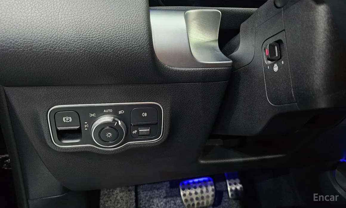 Mercedes-Benz GLB-Class 2020 GLB250 4MATIC