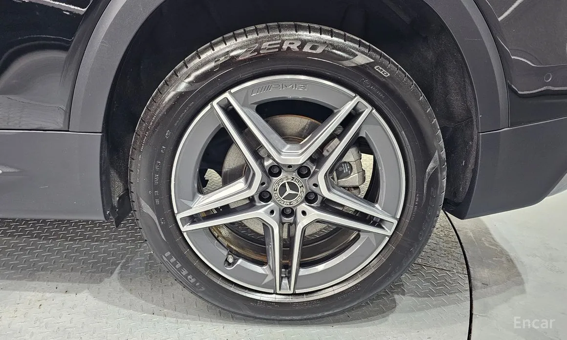 Mercedes-Benz GLB-Class 2020 GLB250 4MATIC