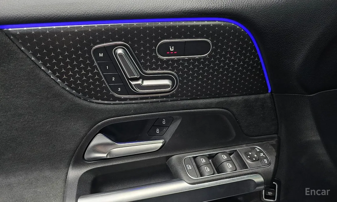 Mercedes-Benz GLB-Class 2020 GLB250 4MATIC