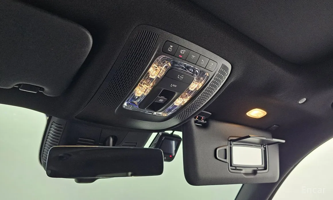 Mercedes-Benz GLB-Class 2020 GLB250 4MATIC
