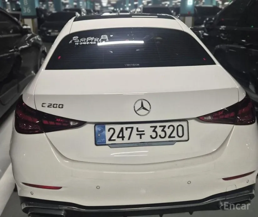 صورة 3 - Mercedes-Benz C-Class