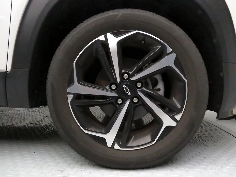 Фото 20 - Chevrolet Trailblazer