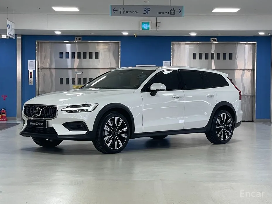 2019 Volvo V60