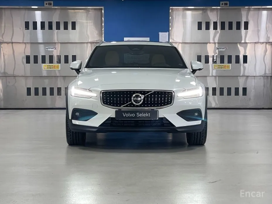 2019 Volvo V60