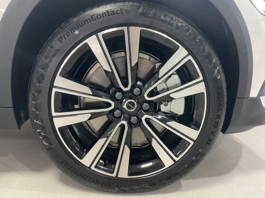2019 Volvo V60