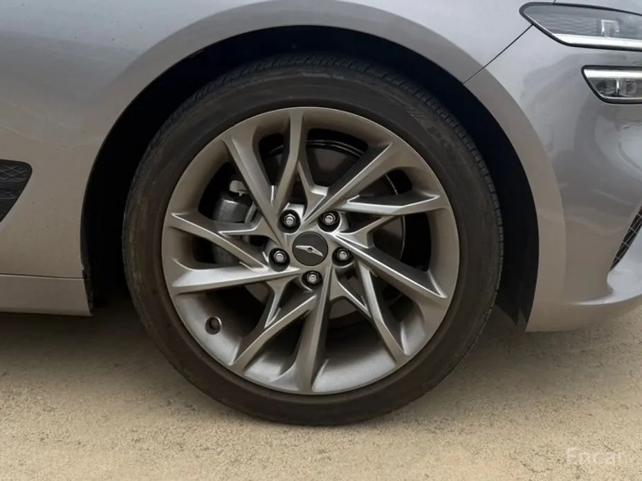 Genesis G70 2020 Gasoline 2.0T 2WD