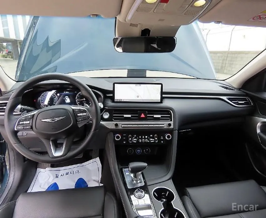 صورة 8 - Genesis G70