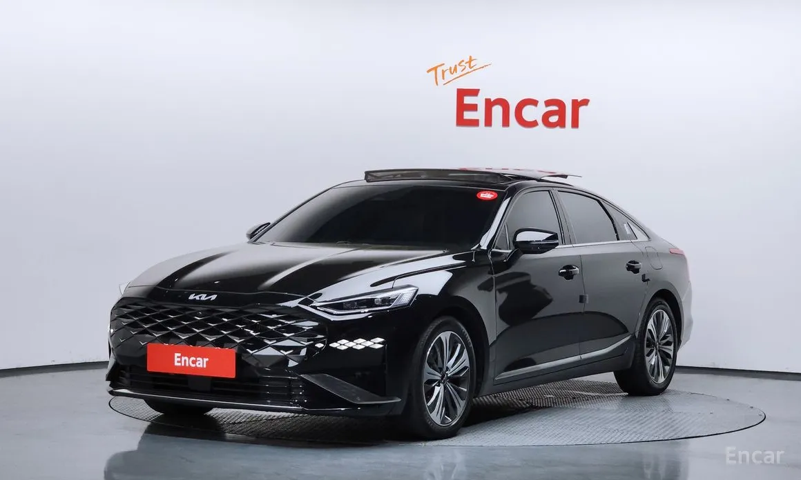 Photo 1 - Kia K8