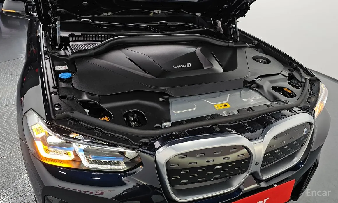 BMW iX3 2021 M Sports