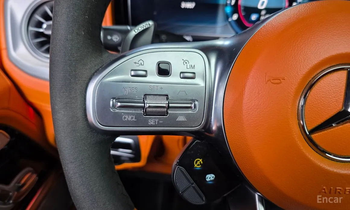 Mercedes-Benz G-Class 2019 AMG G63 Manufaktur