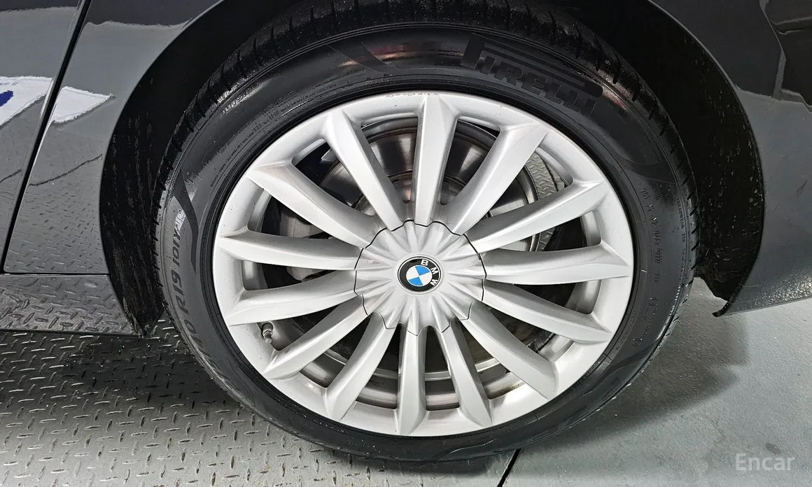 BMW Gran Turismo 2017 630i xDrive Luxury