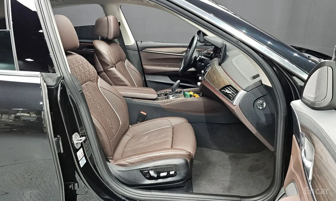 BMW Gran Turismo 2017 630i xDrive Luxury