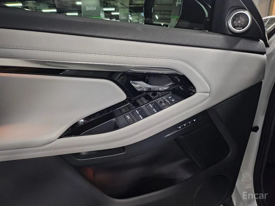 Land Rover Range Rover Evoque 2019 P250 R-Dynamic SE