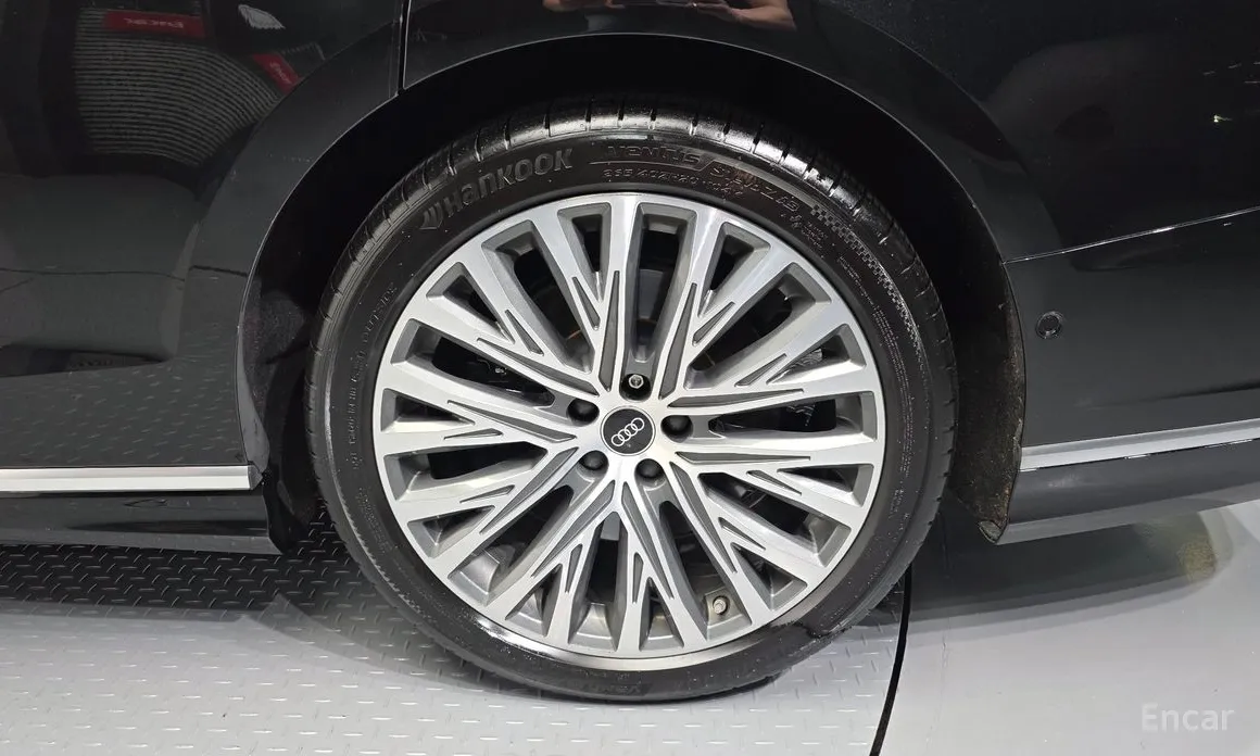 2018 Audi A8